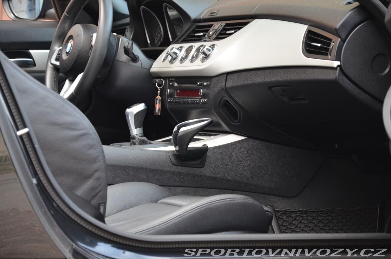 2011 BMW Z4 - 19