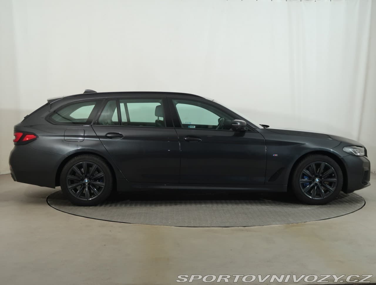 2020 BMW 5-SERIES - 11