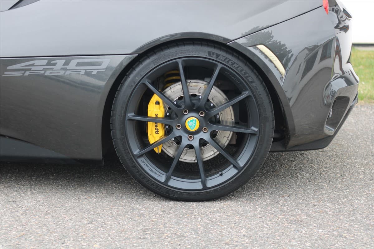 2017 Lotus EVORA - 14