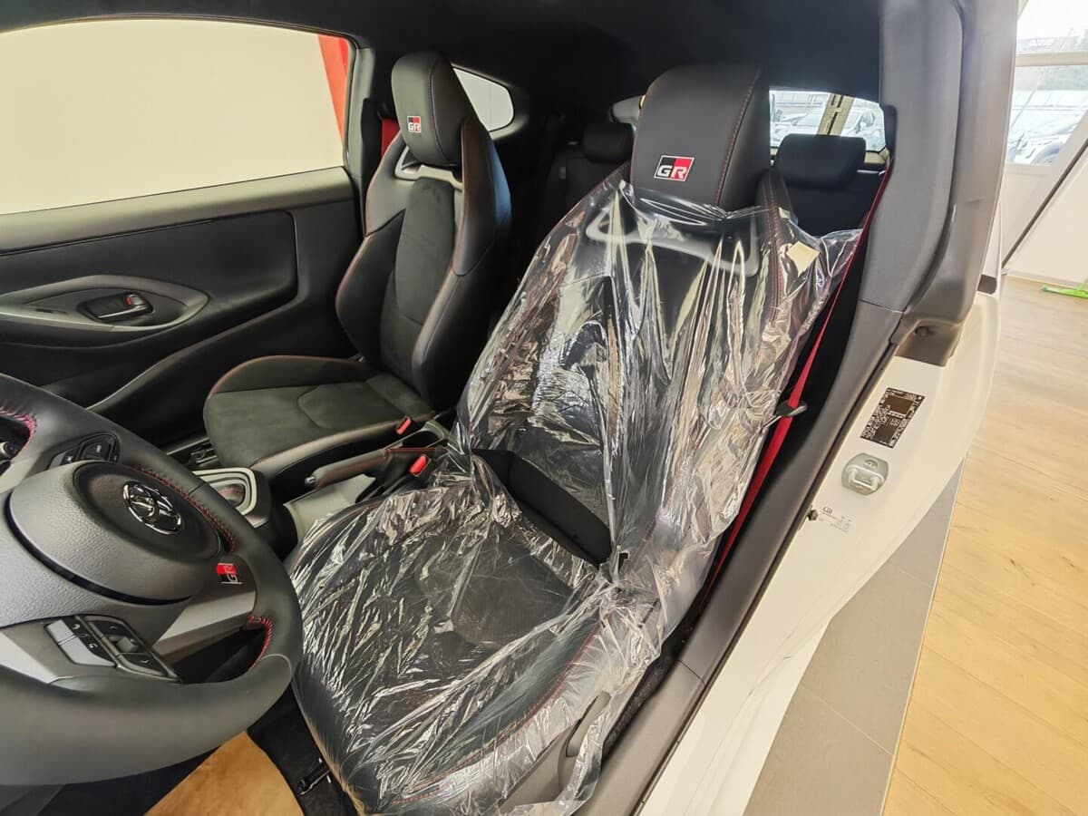 2024 Toyota YARIS - 20