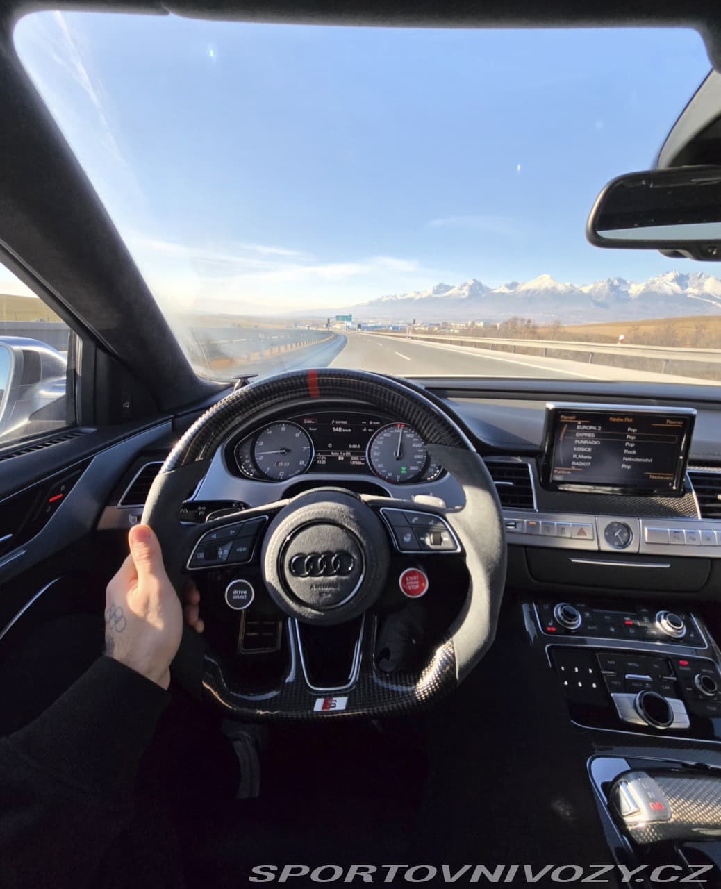 2014 Audi S8 - 2
