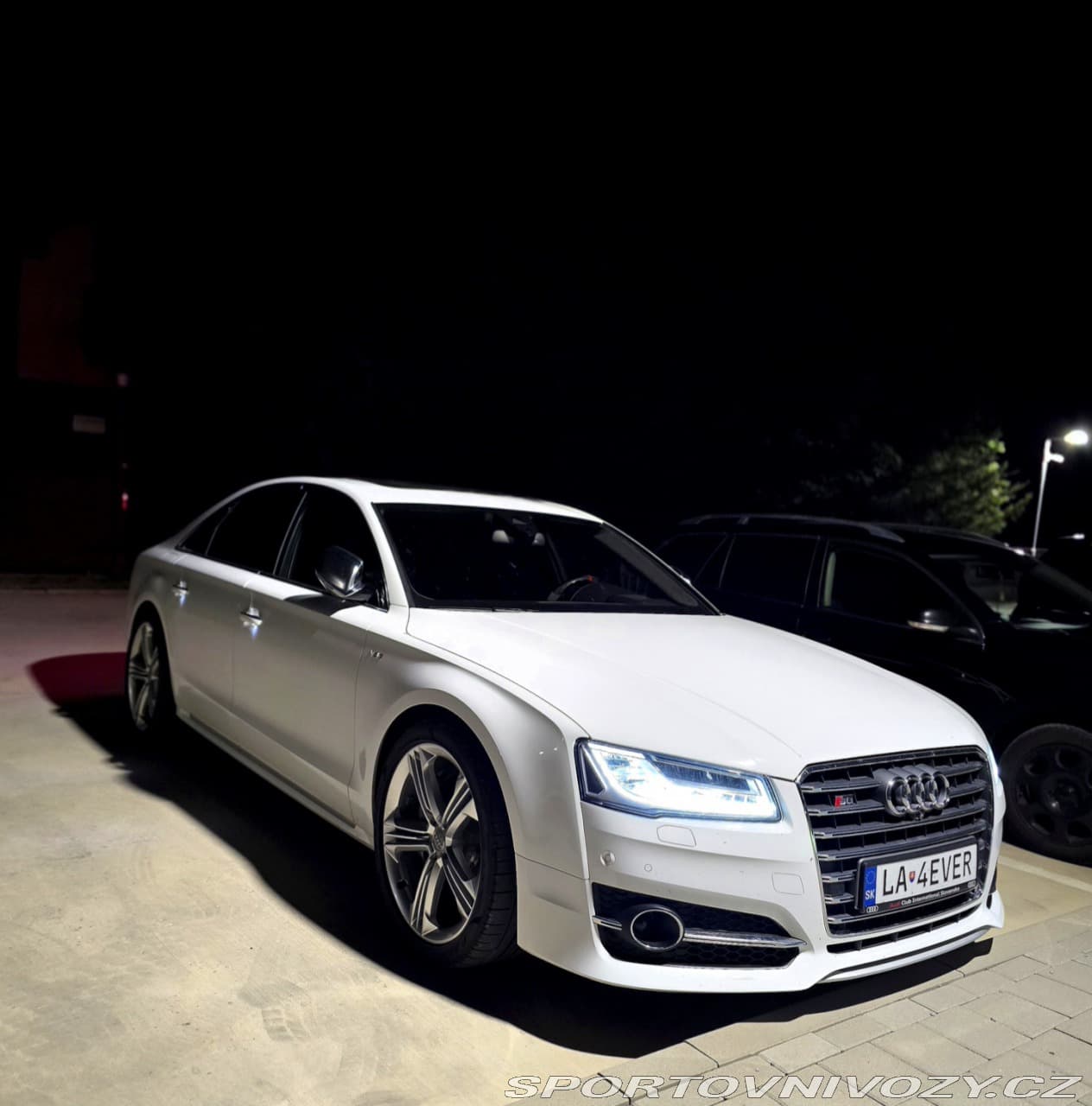 2014 Audi S8 - 4