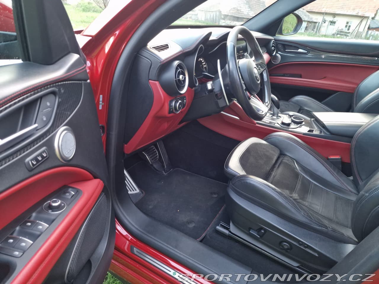 2019 Alfa Romeo STELVIO - 10
