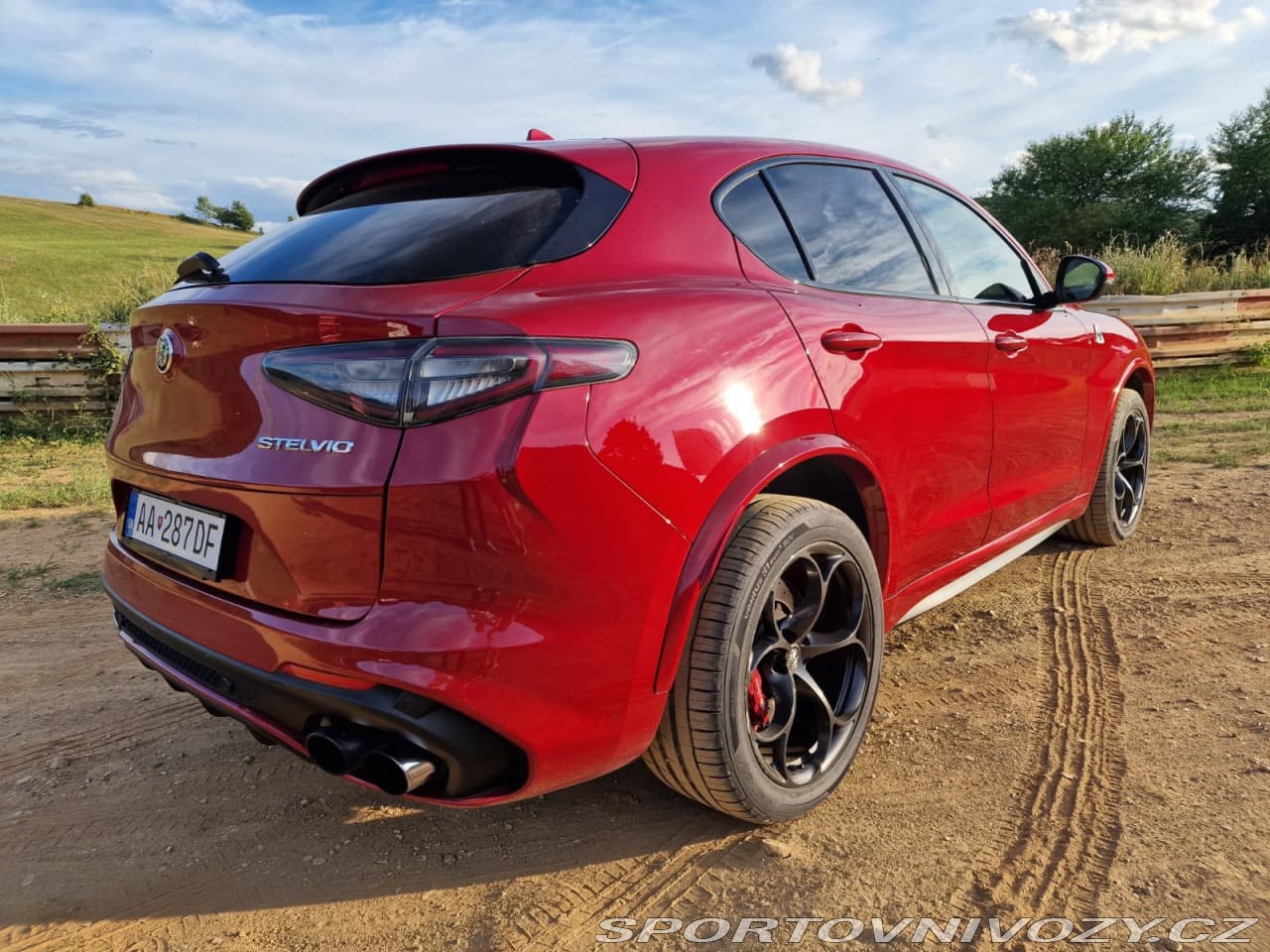 2019 Alfa Romeo STELVIO - 8