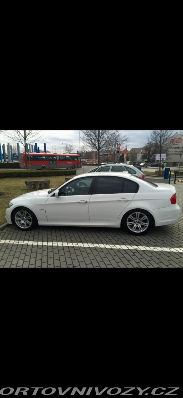2010 BMW 3-SERIES - 3