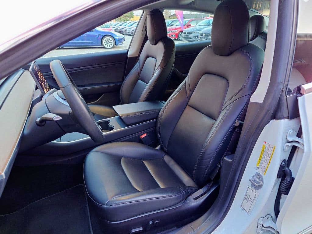 2019 Tesla MODEL 3 - 11