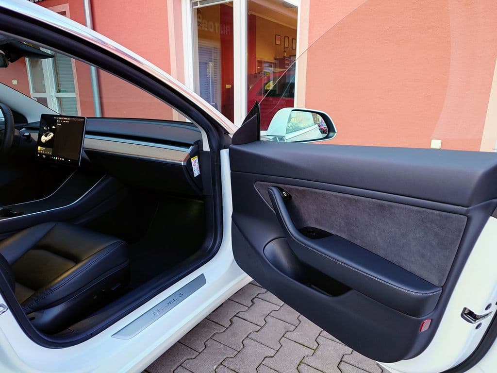 2019 Tesla MODEL 3 - 14