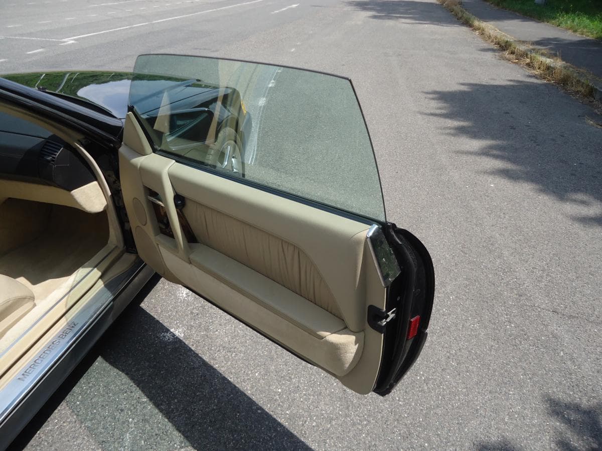 1995 Mercedes-Benz SL - 20