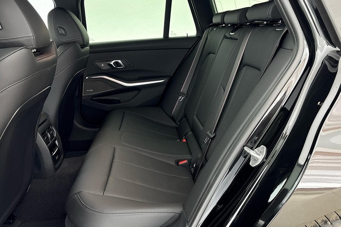 2026 BMW 3-SERIES - 8