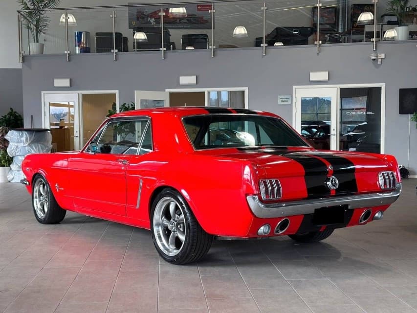 1965 Ford MUSTANG - 2