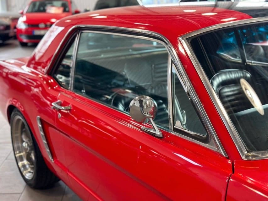 1965 Ford MUSTANG - 3