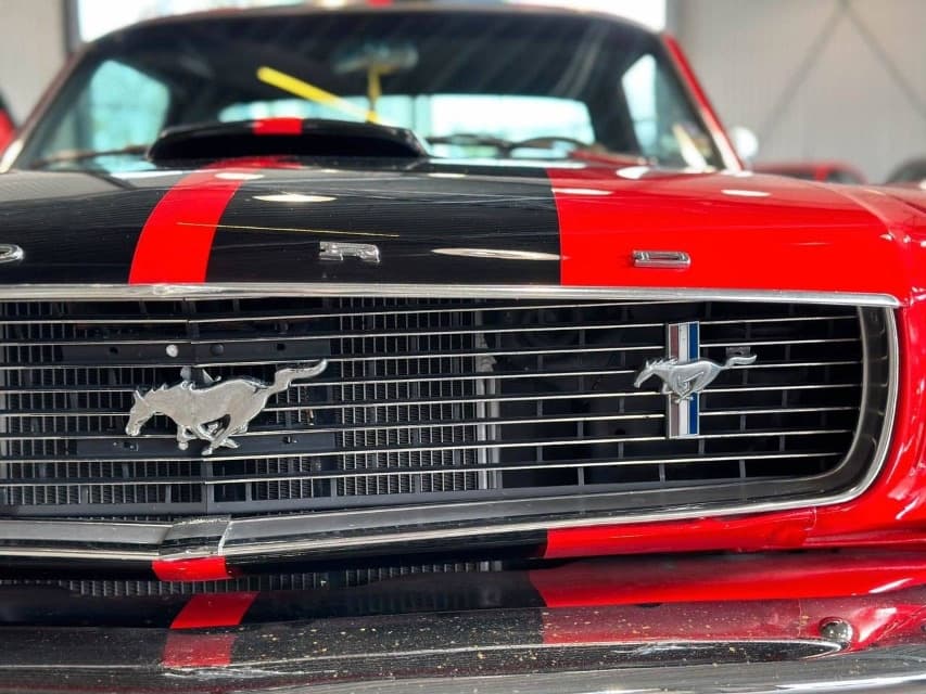 1965 Ford MUSTANG - 9