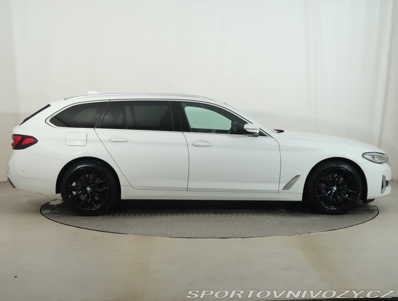 2020 BMW 5-SERIES - 6