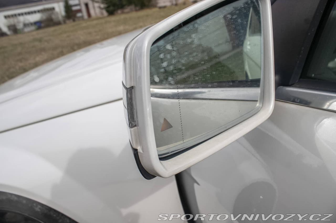 2011 Mercedes-Benz C-CLASS - 17