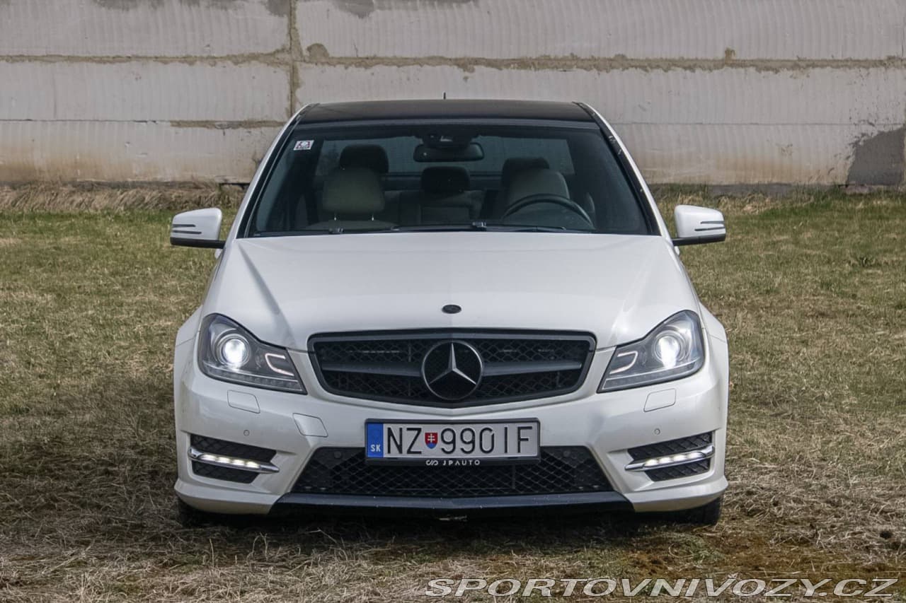 2011 Mercedes-Benz C-CLASS - 2