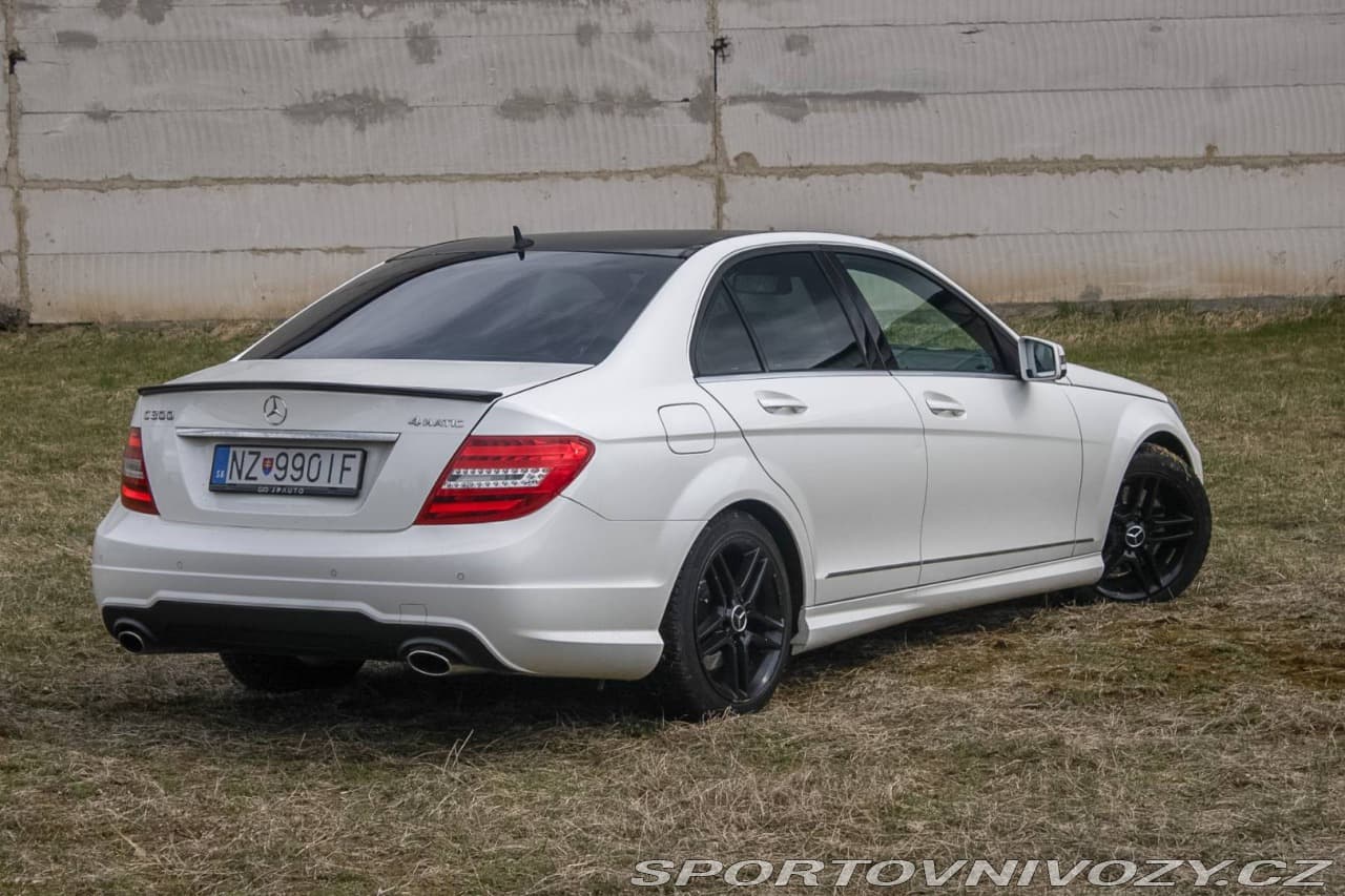 2011 Mercedes-Benz C-CLASS - 5