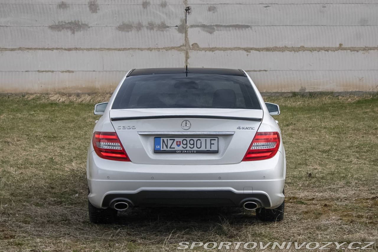 2011 Mercedes-Benz C-CLASS - 6