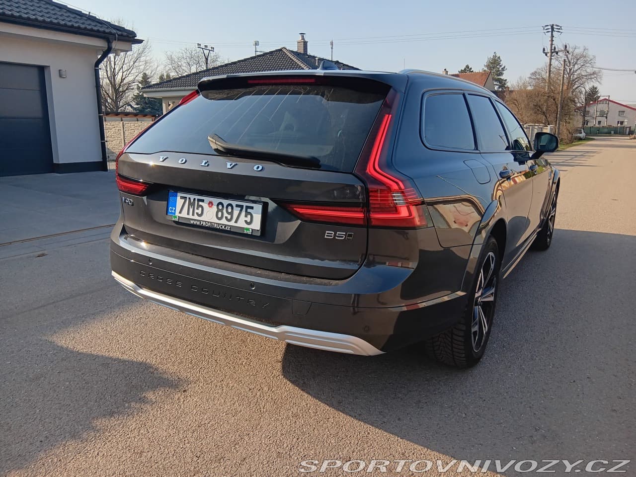 2022 Volvo V90 - 8