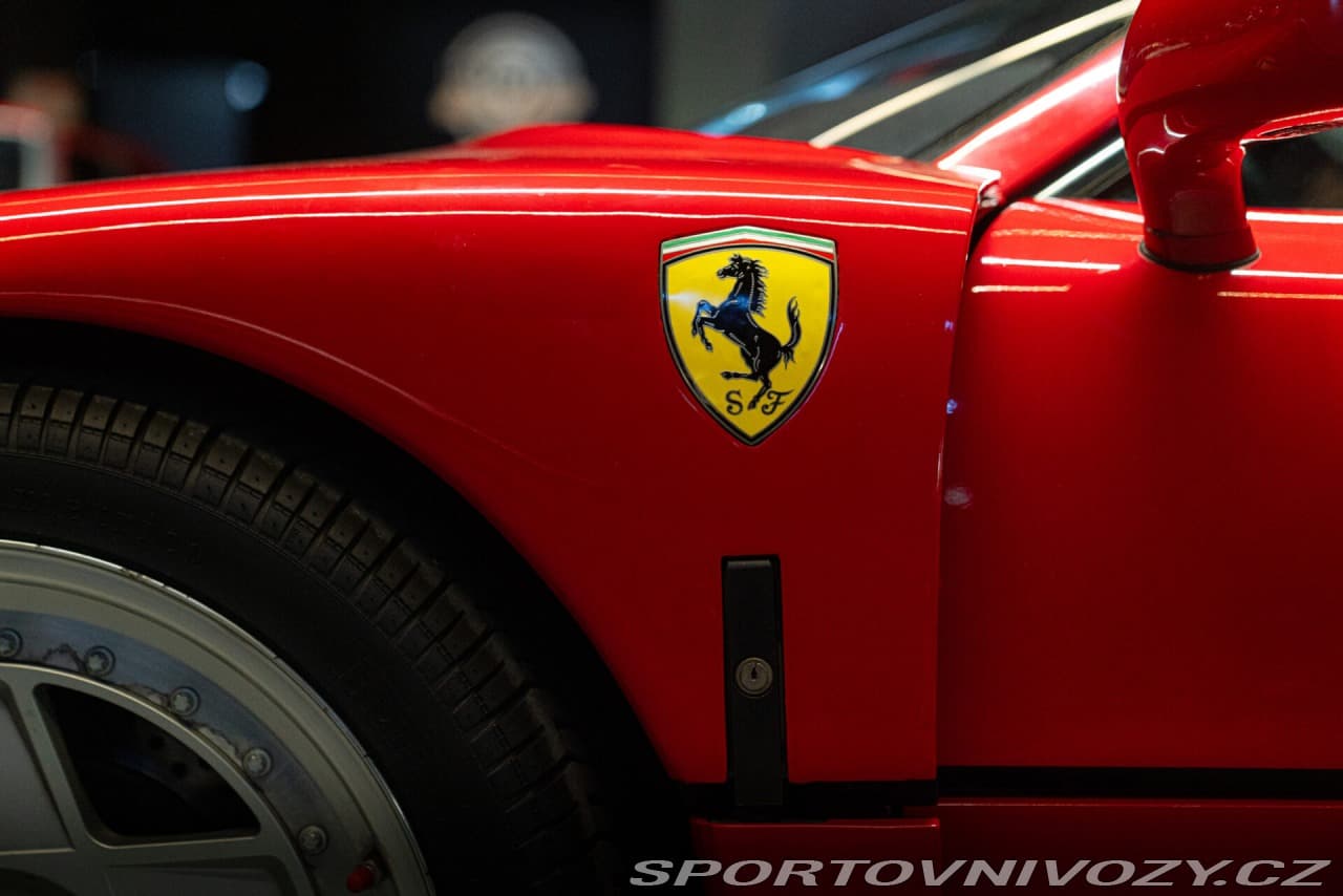 1991 Ferrari F40 - 14