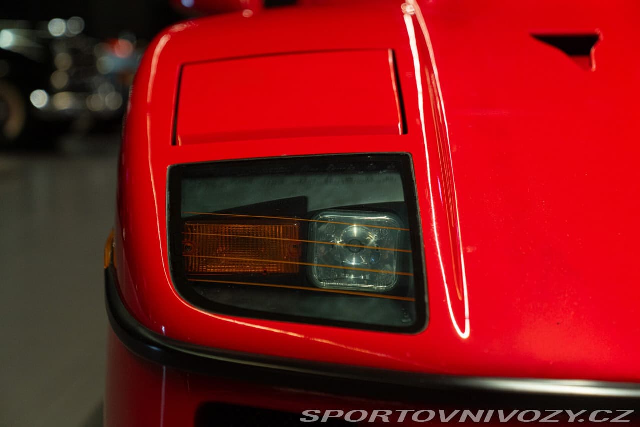 1991 Ferrari F40 - 17