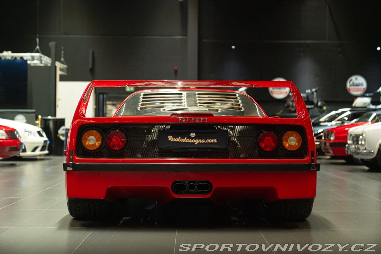 1991 Ferrari F40 - 9