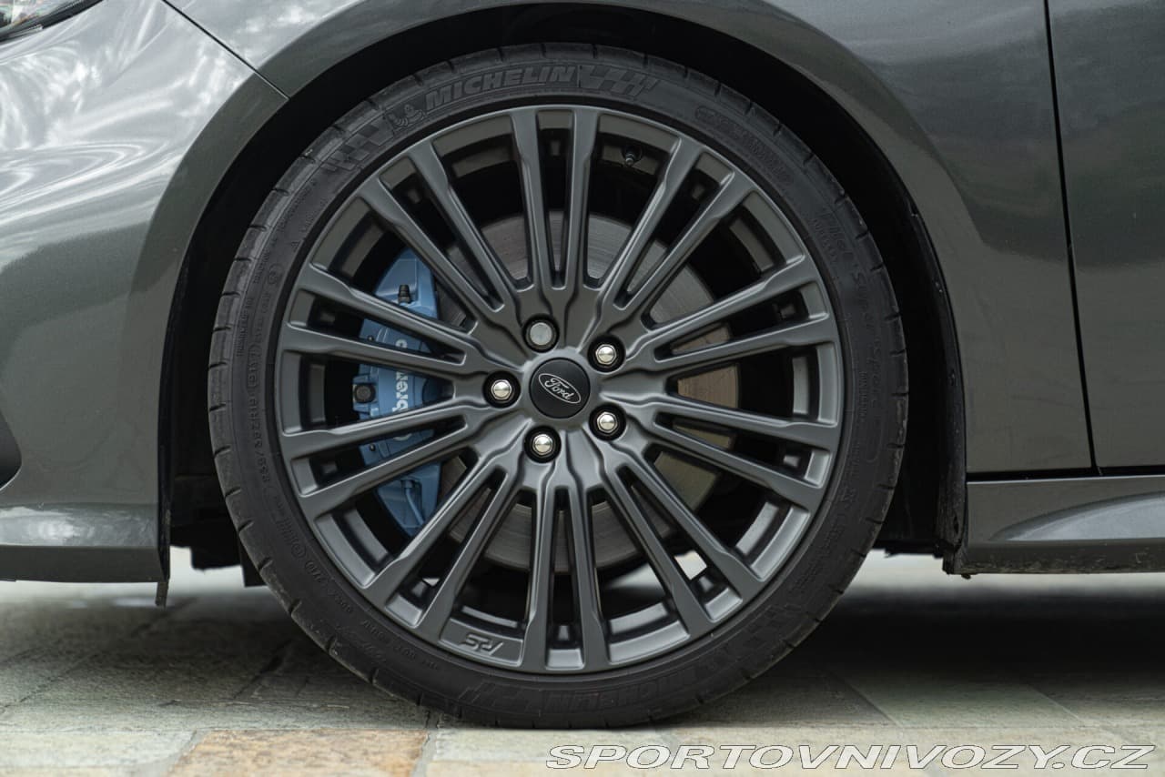 2016 Ford FOCUS - 10