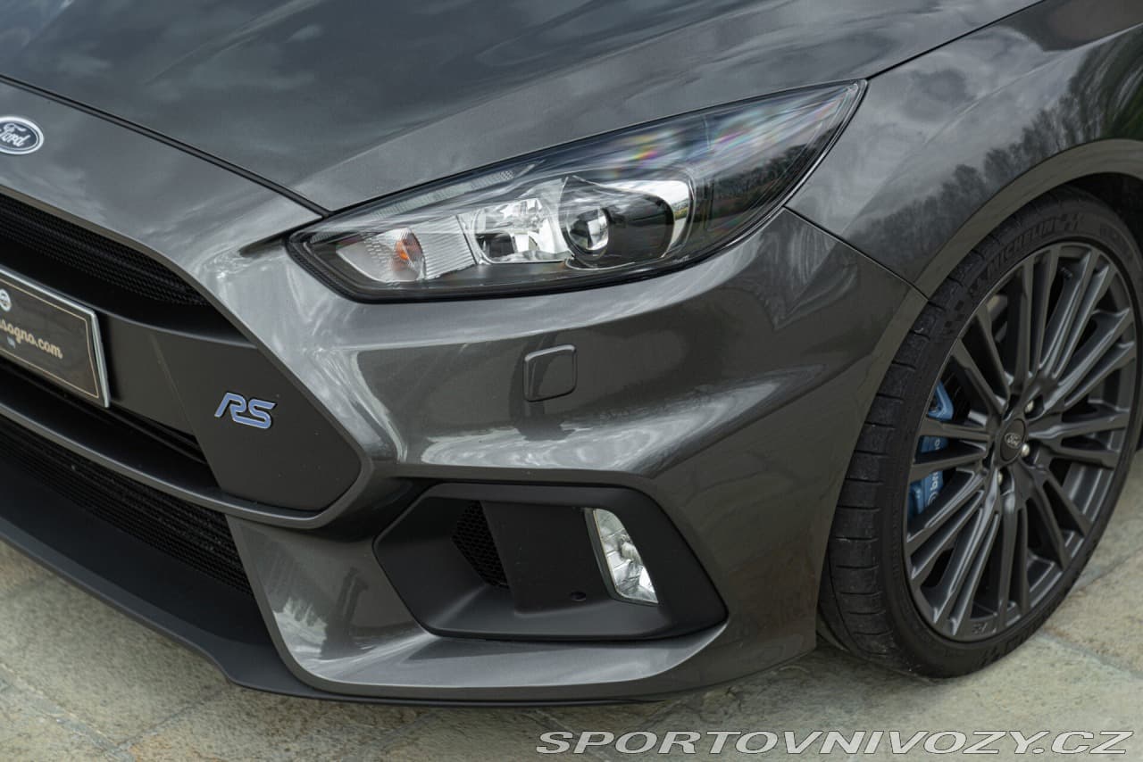 2016 Ford FOCUS - 16