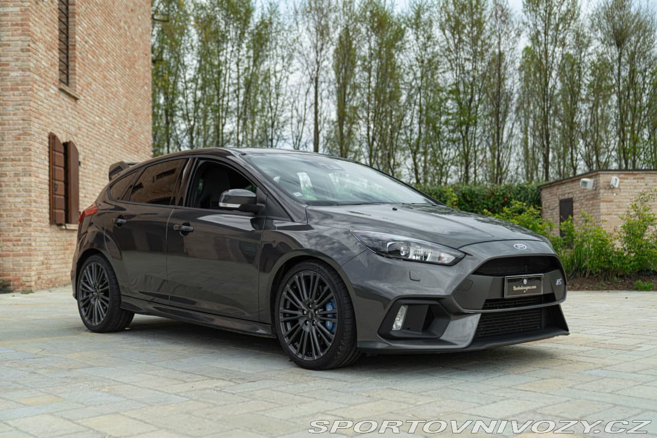2016 Ford FOCUS - 2
