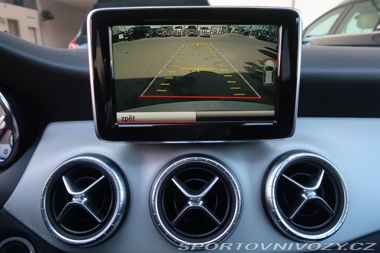 2013 Mercedes-Benz CLA - 15