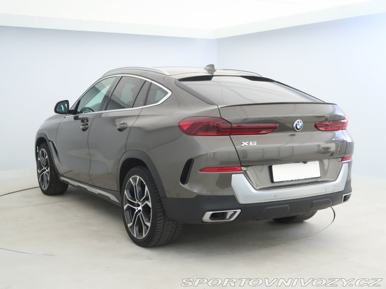 2021 BMW X6 - 4