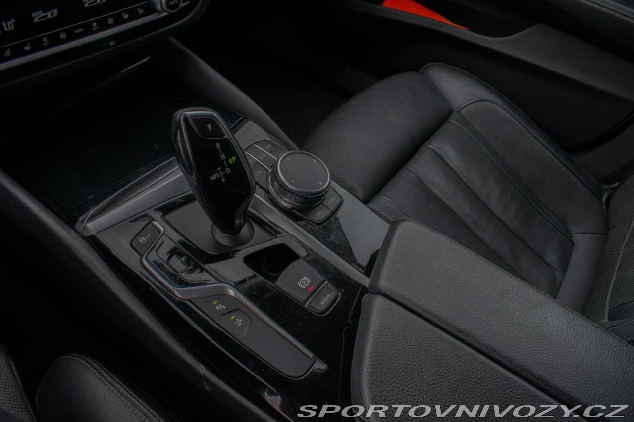 2019 BMW 6-SERIES - 18