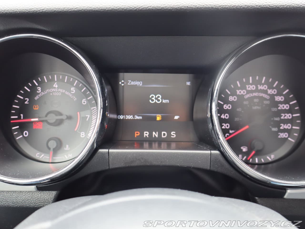 2016 Ford MUSTANG - 11
