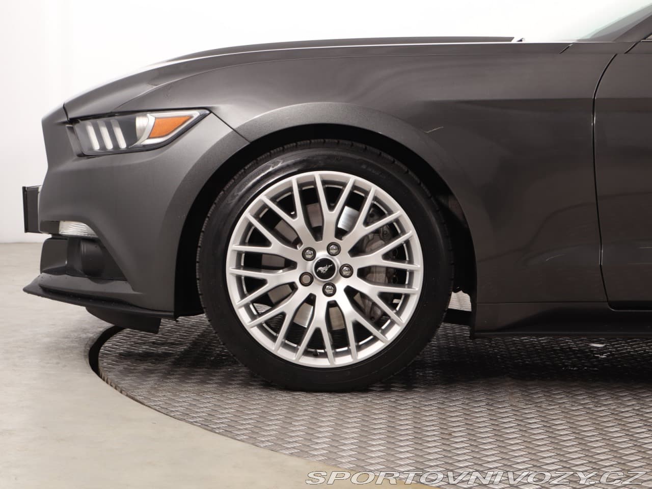 2016 Ford MUSTANG - 15