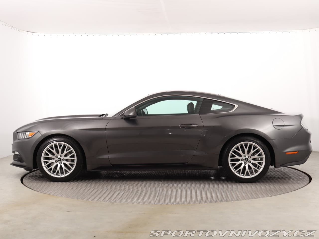 2016 Ford MUSTANG - 3