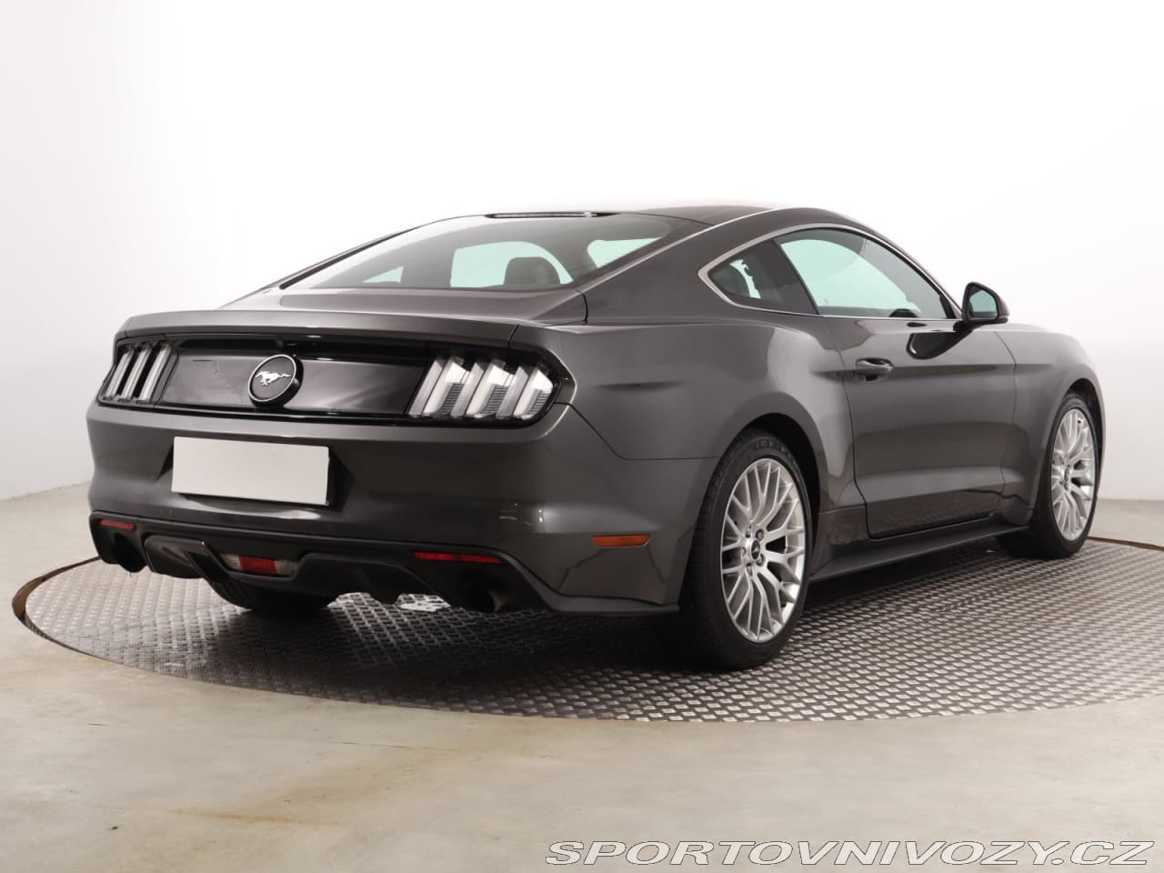 2016 Ford MUSTANG - 5