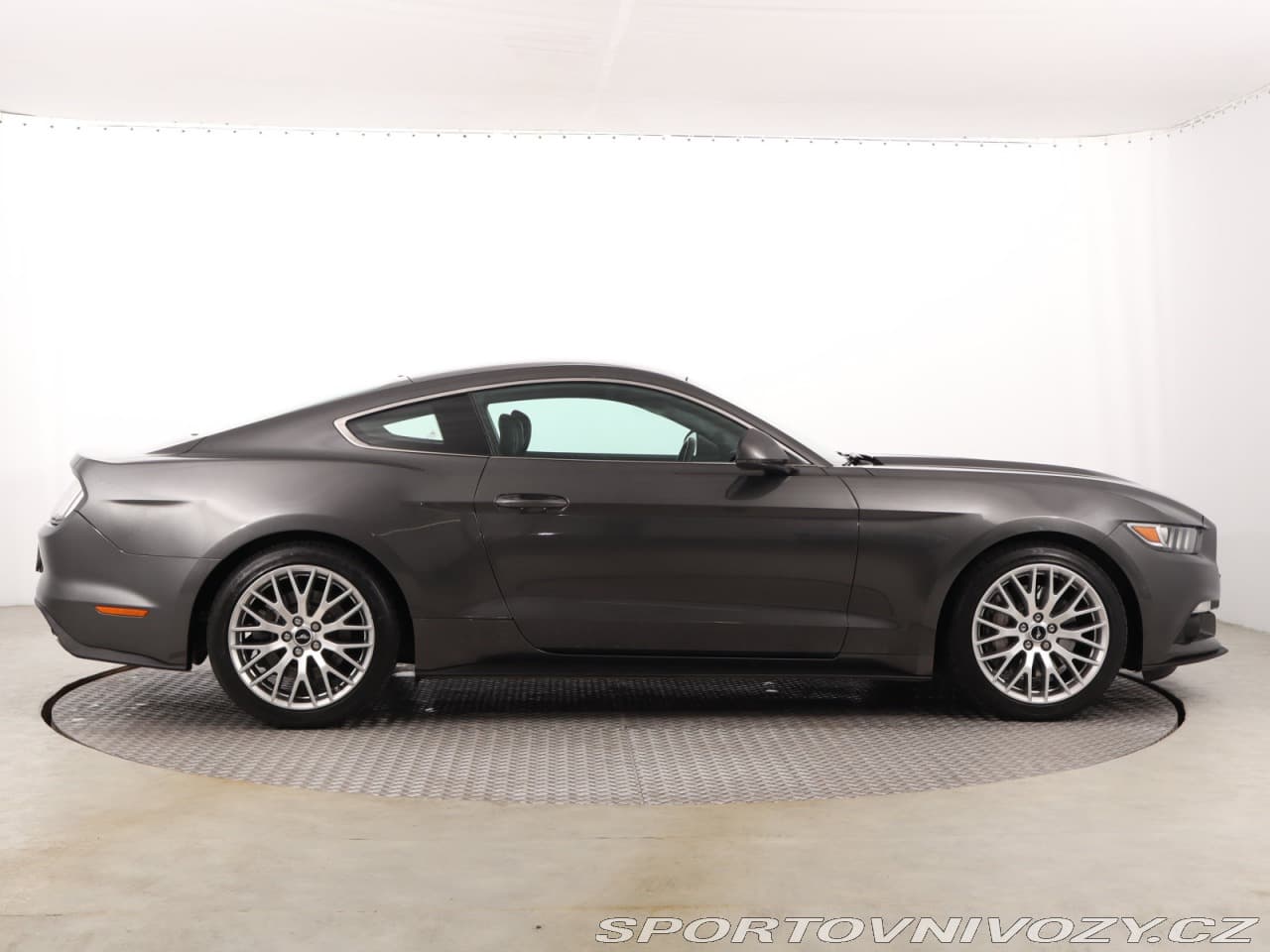 2016 Ford MUSTANG - 6