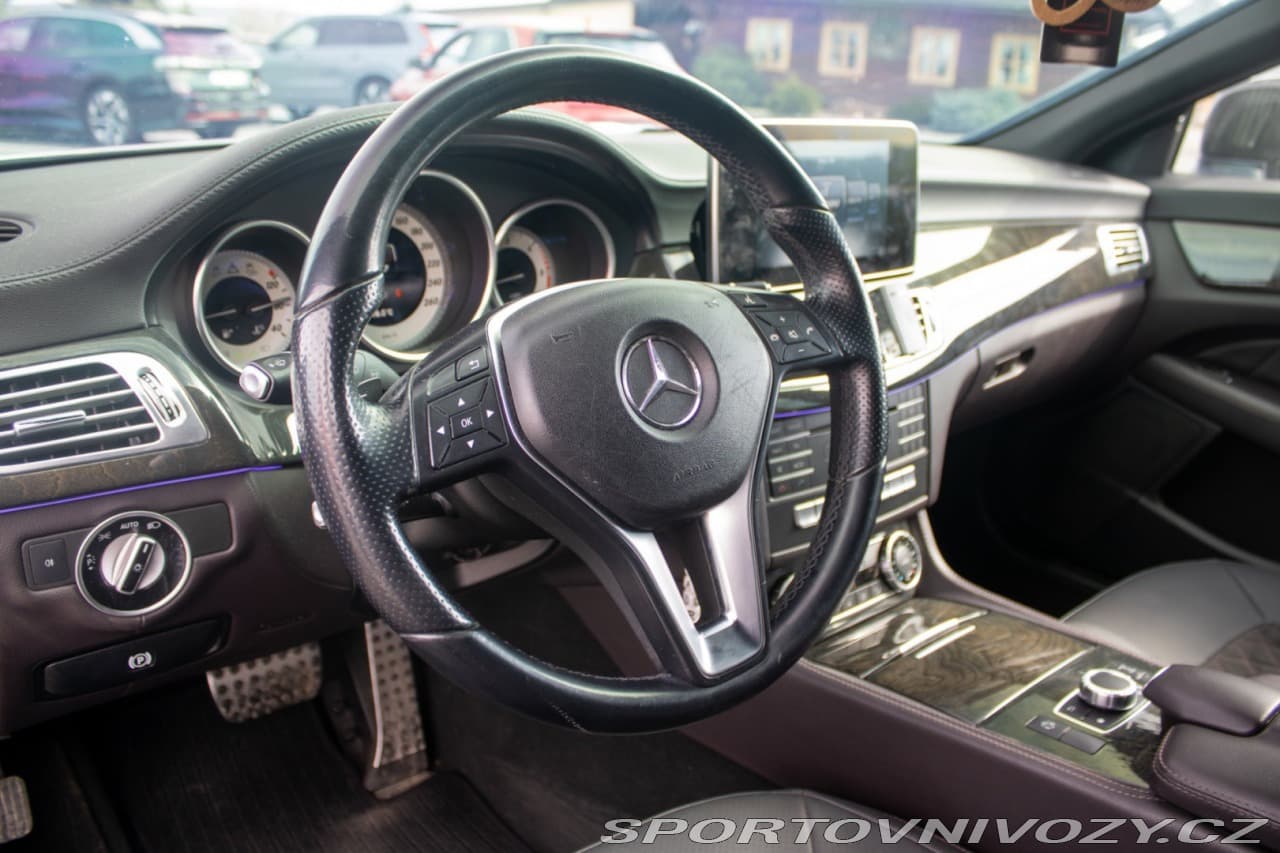 2013 Mercedes-Benz CLS - 13