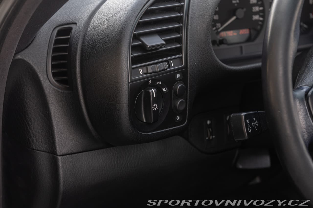1997 BMW 3-SERIES - 12