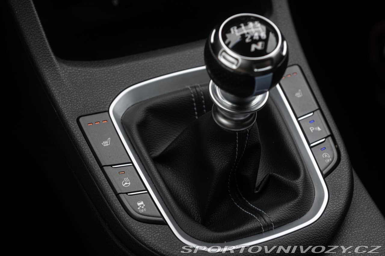 2018 Hyundai i30 - 16
