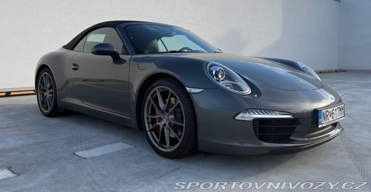 2012 Porsche 911 - 4