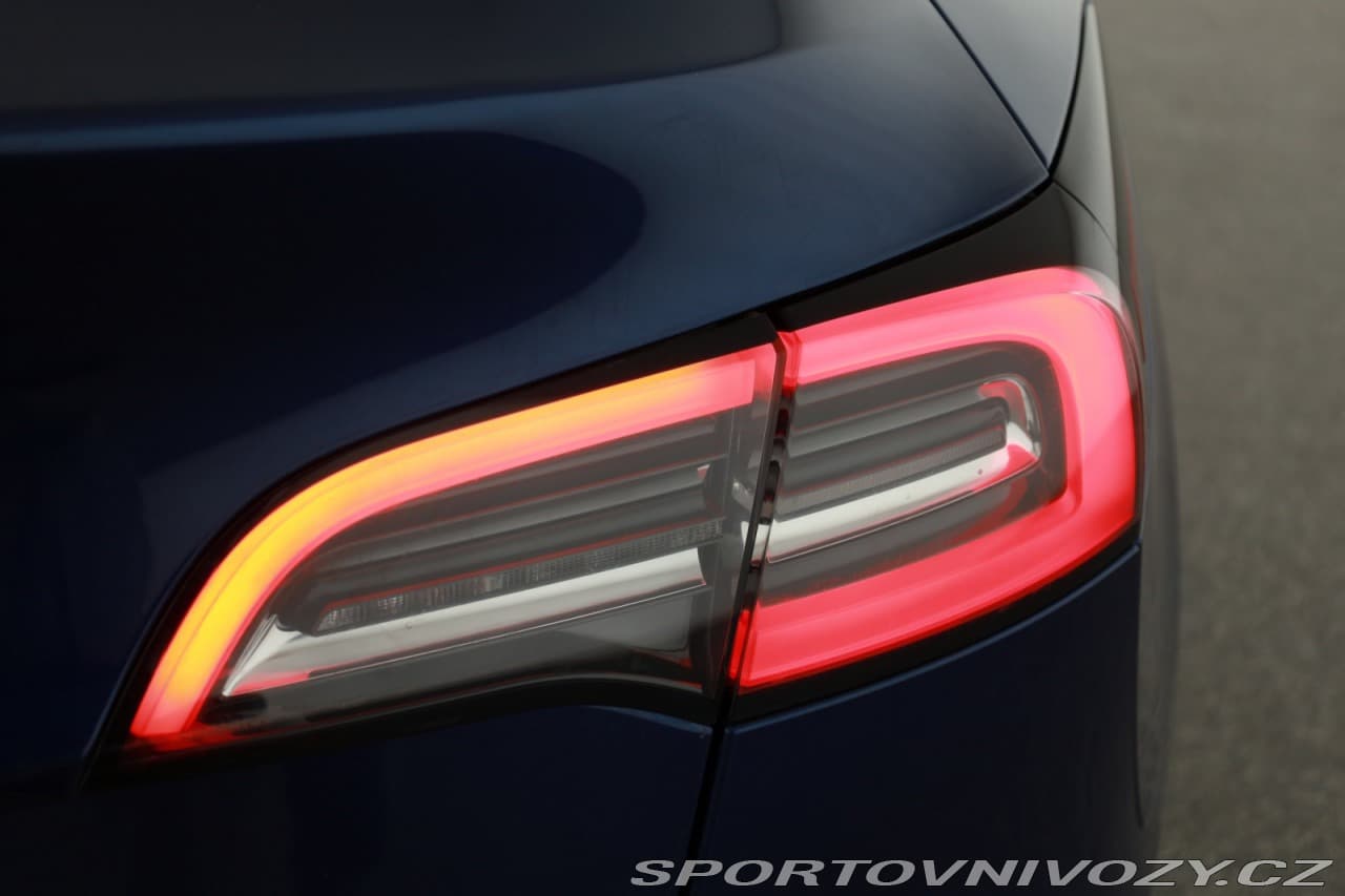 2021 Tesla MODEL Y - 20