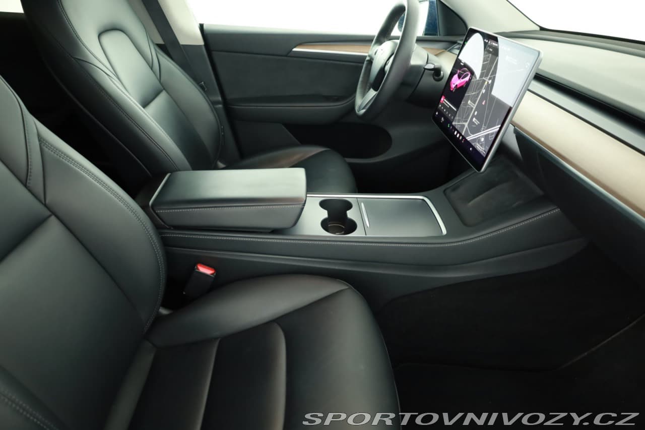 2021 Tesla MODEL Y - 7
