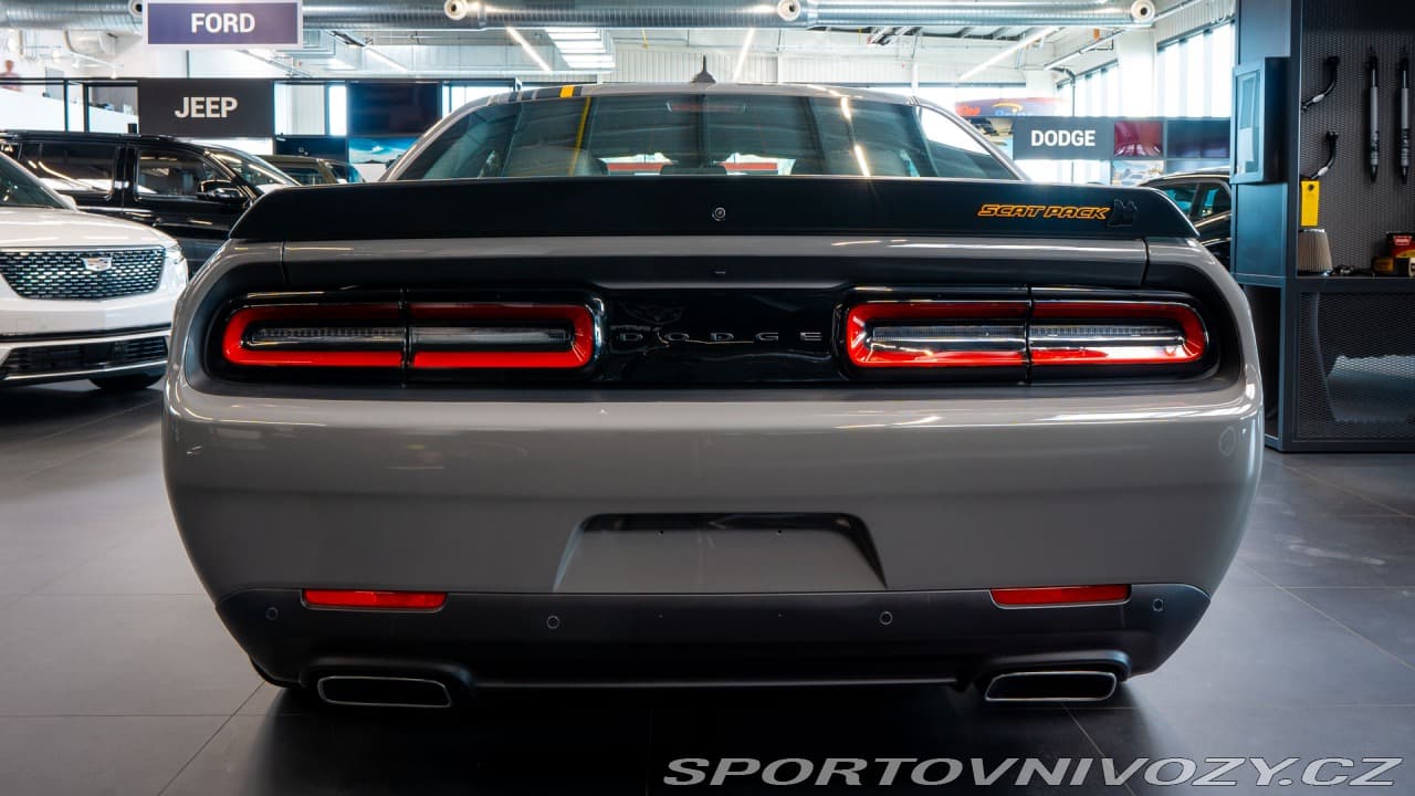2025 Dodge CHALLENGER - 9