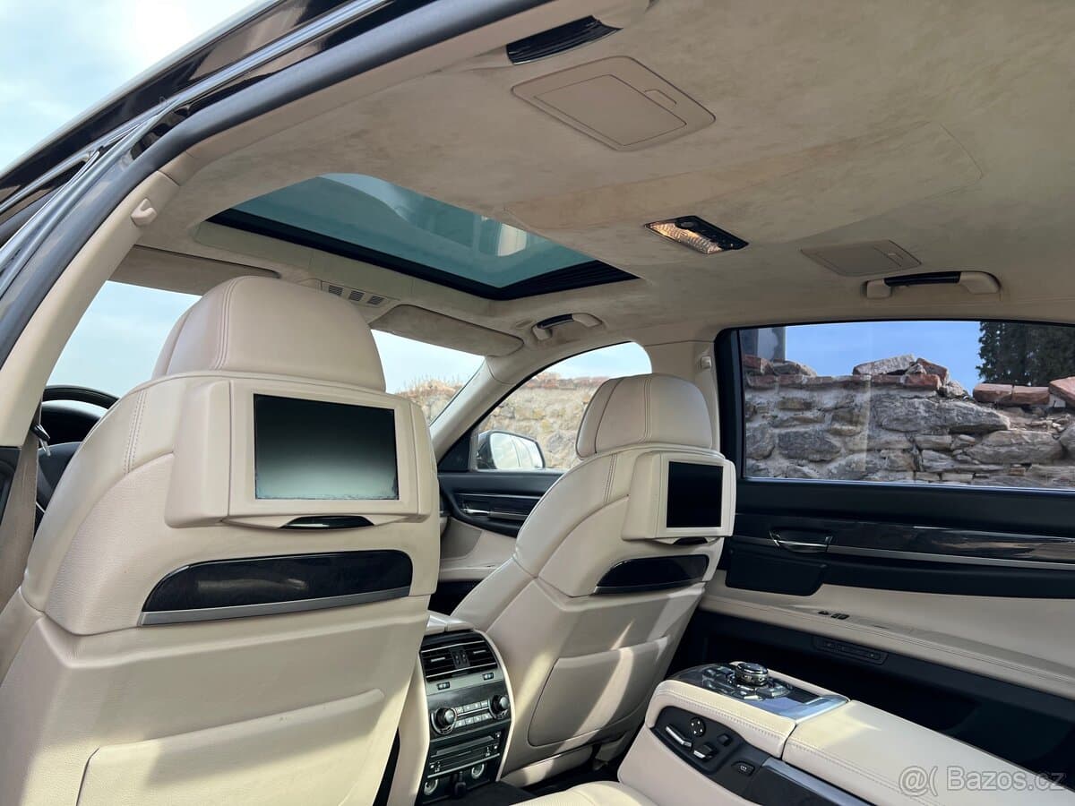2009 BMW 7-SERIES - 2