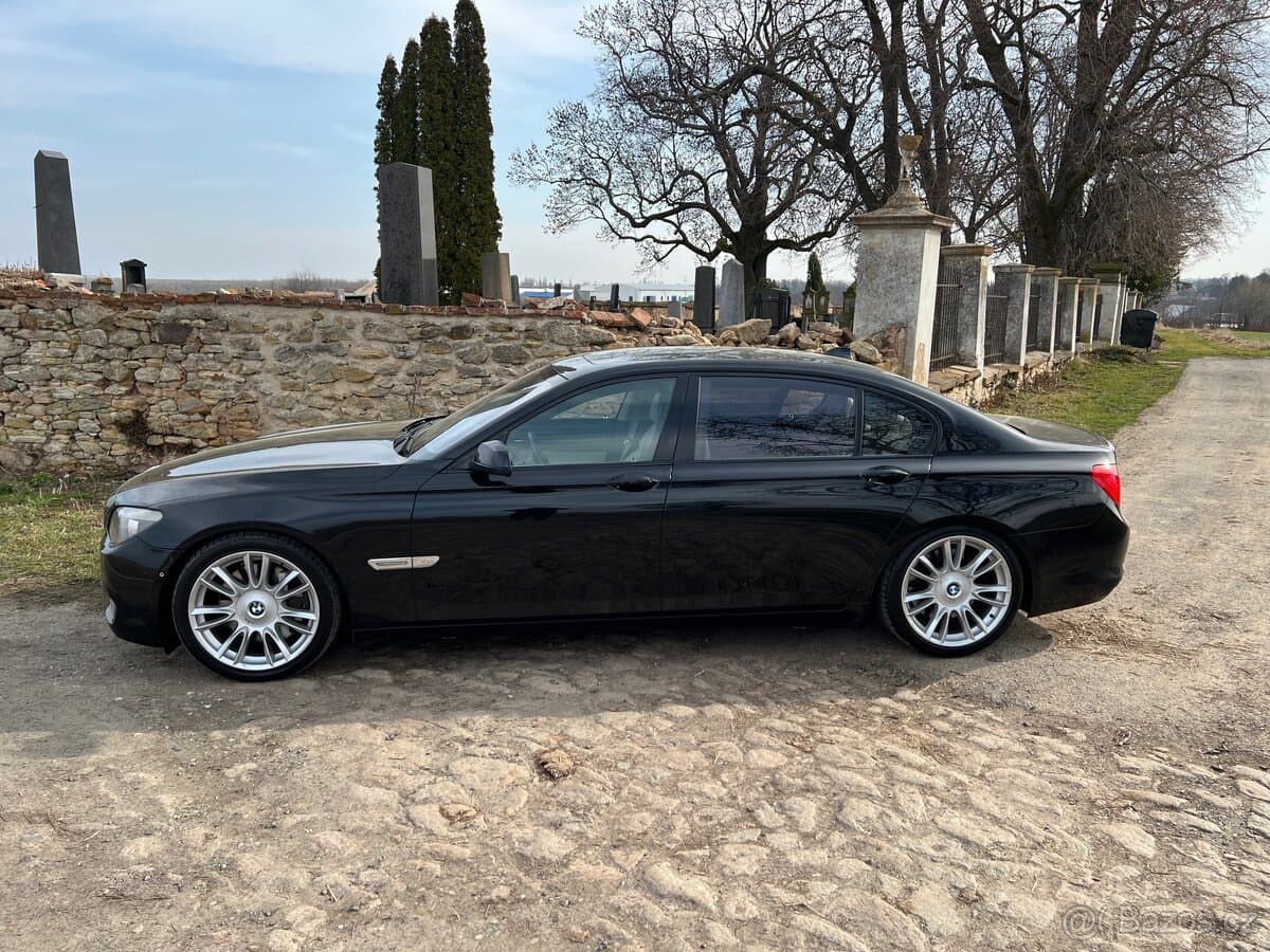 2009 BMW 7-SERIES - 9