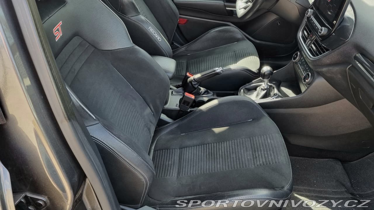 2019 Ford FIESTA - 14