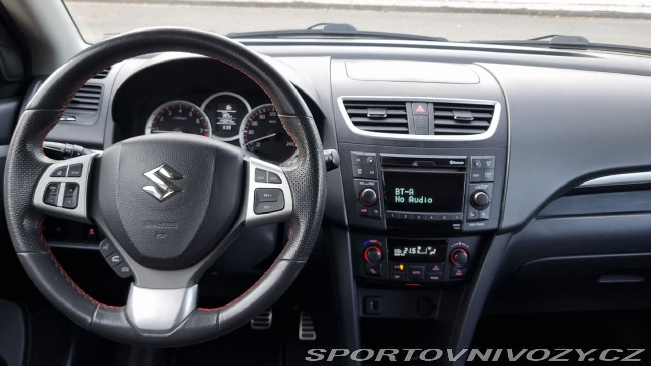 2013 Suzuki SWIFT - 12