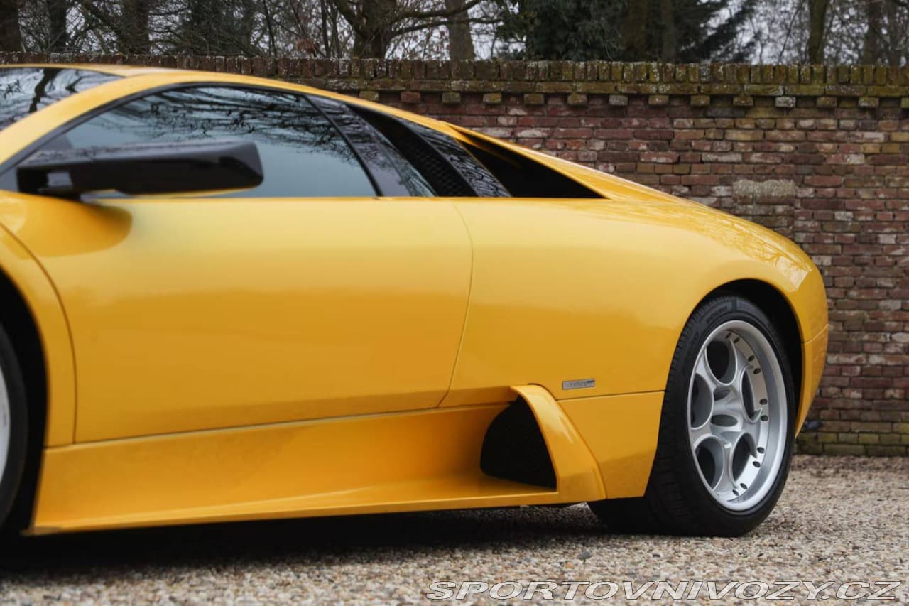 2002 Lamborghini MURCIÉLAGO - 10