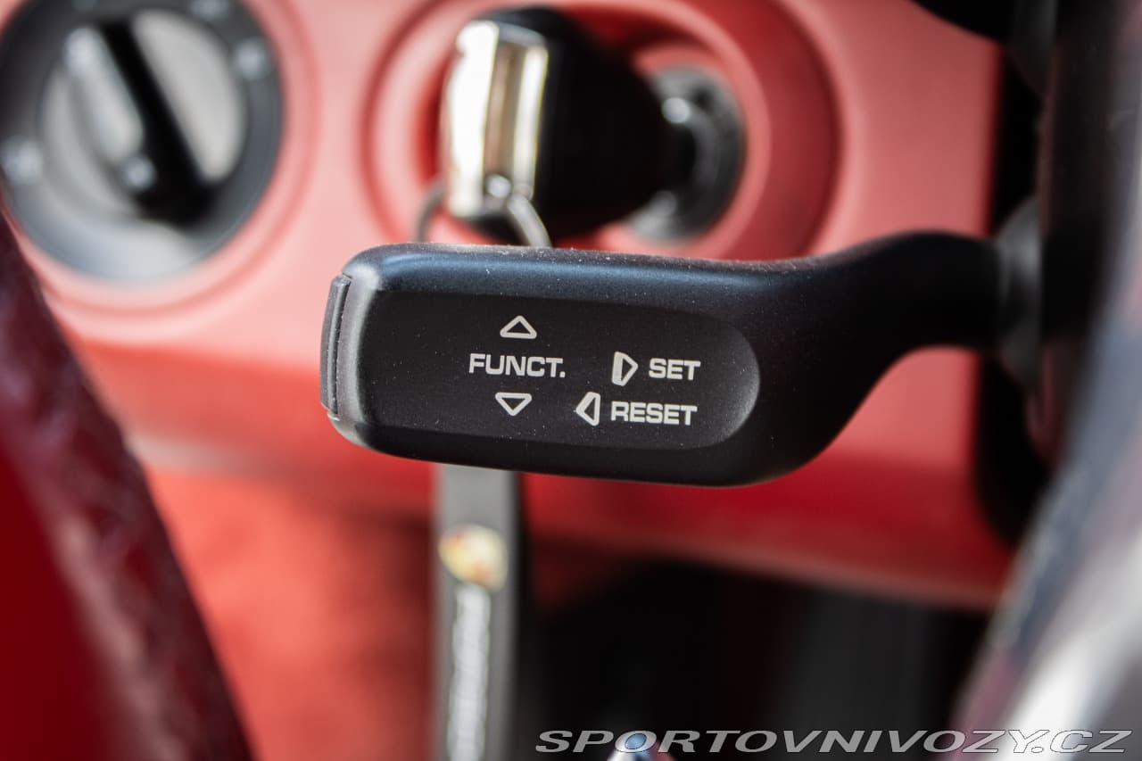 2011 Porsche CAYMAN - 15