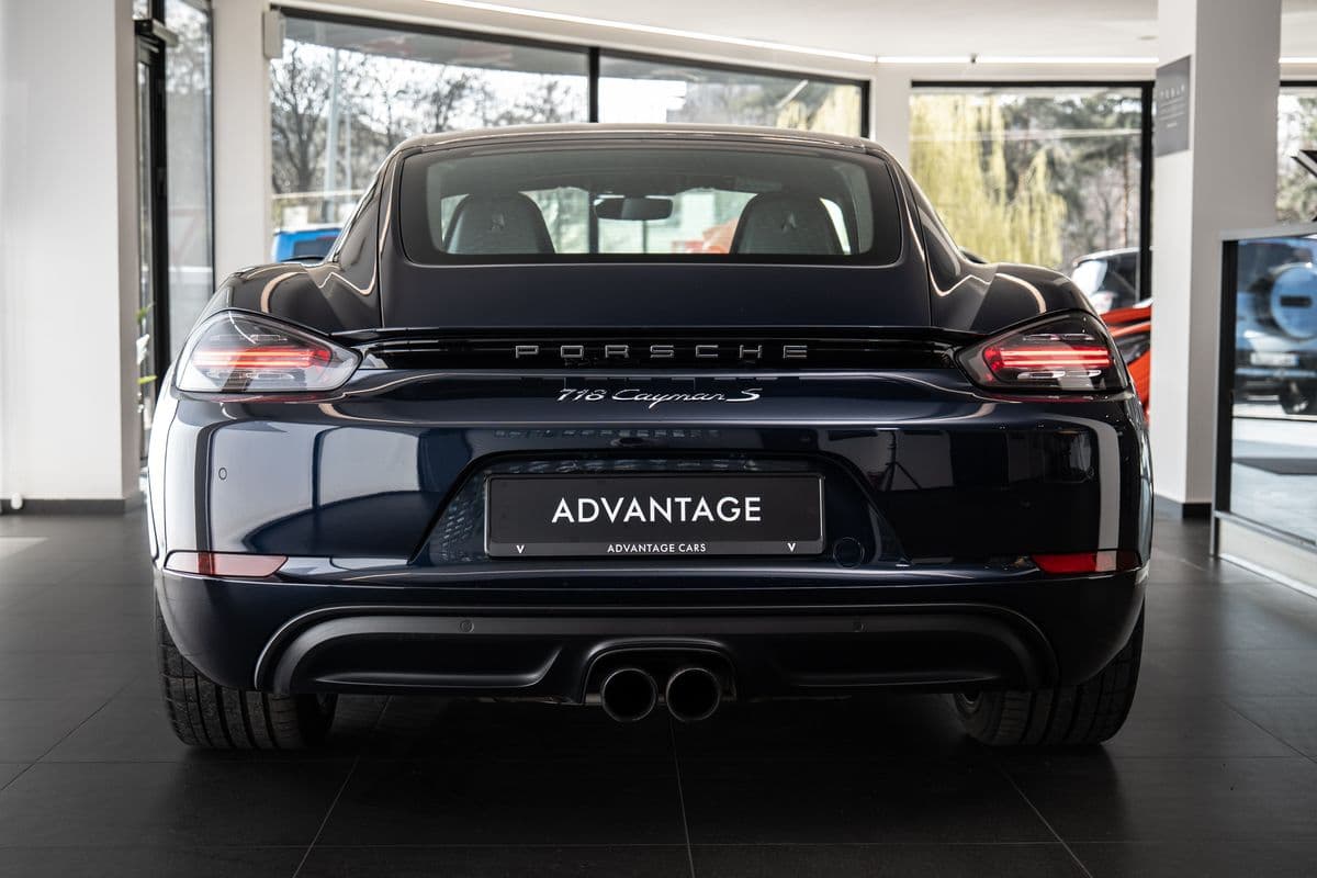 2017 Porsche CAYMAN - 3